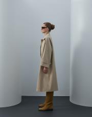 bej kemerli uzun trençkot 3