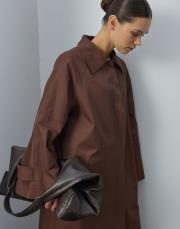 kahverengi kemerli uzun trençkot 2