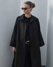 siyah kemerli uzun trençkot